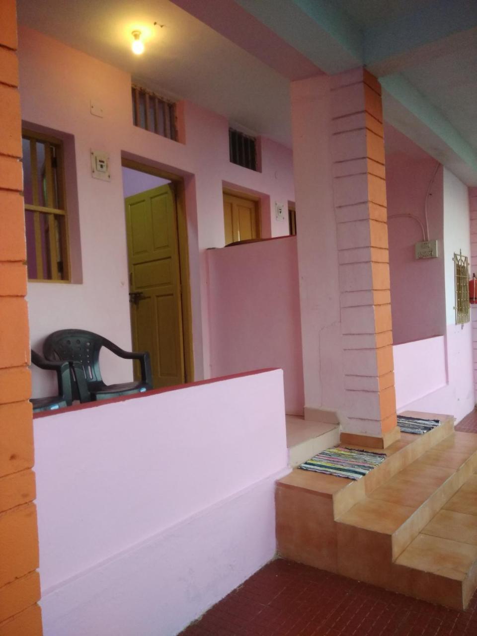 Om Ganesh Naik Guest House Arambol Εξωτερικό φωτογραφία
