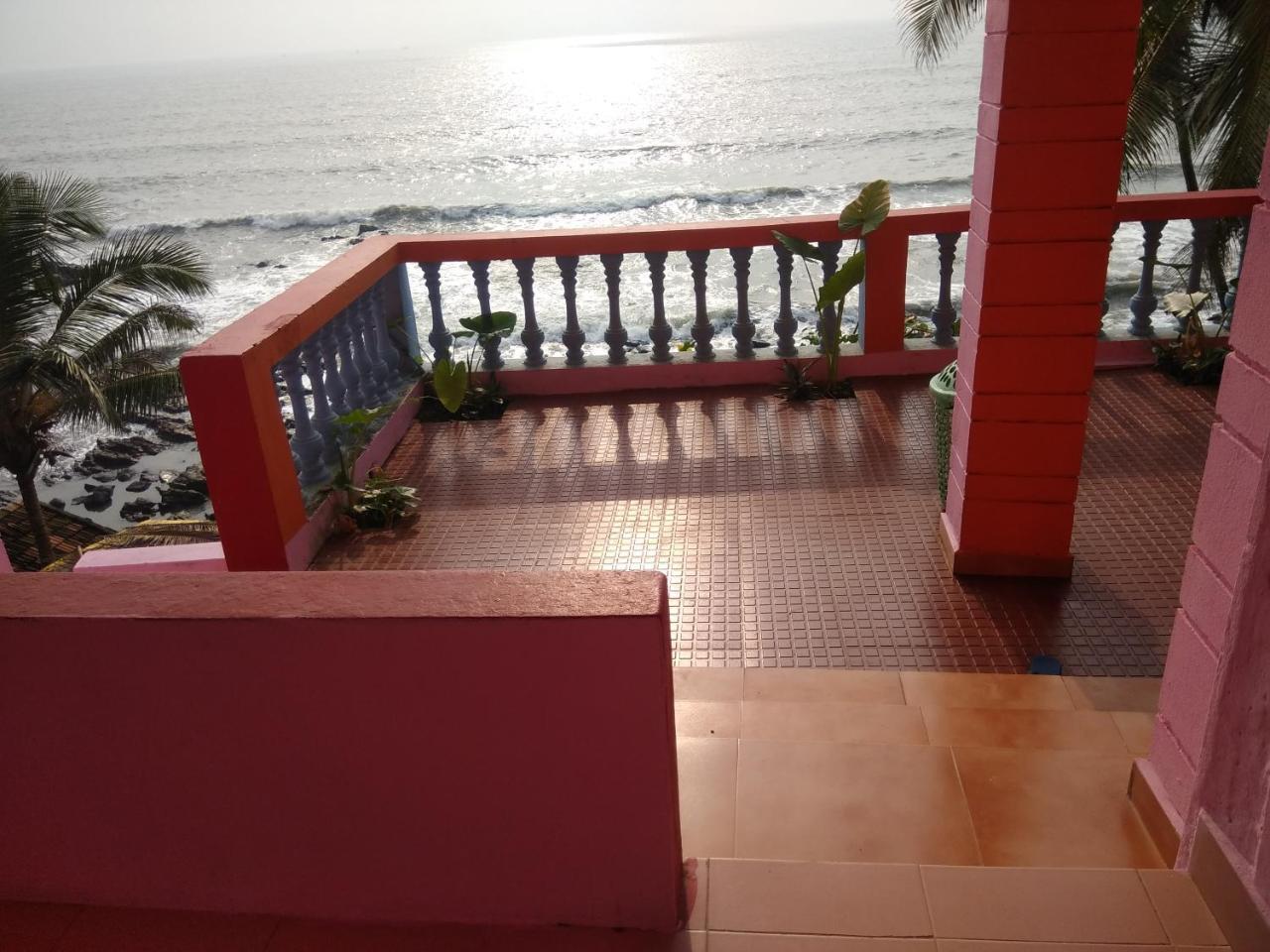 Om Ganesh Naik Guest House Arambol Εξωτερικό φωτογραφία